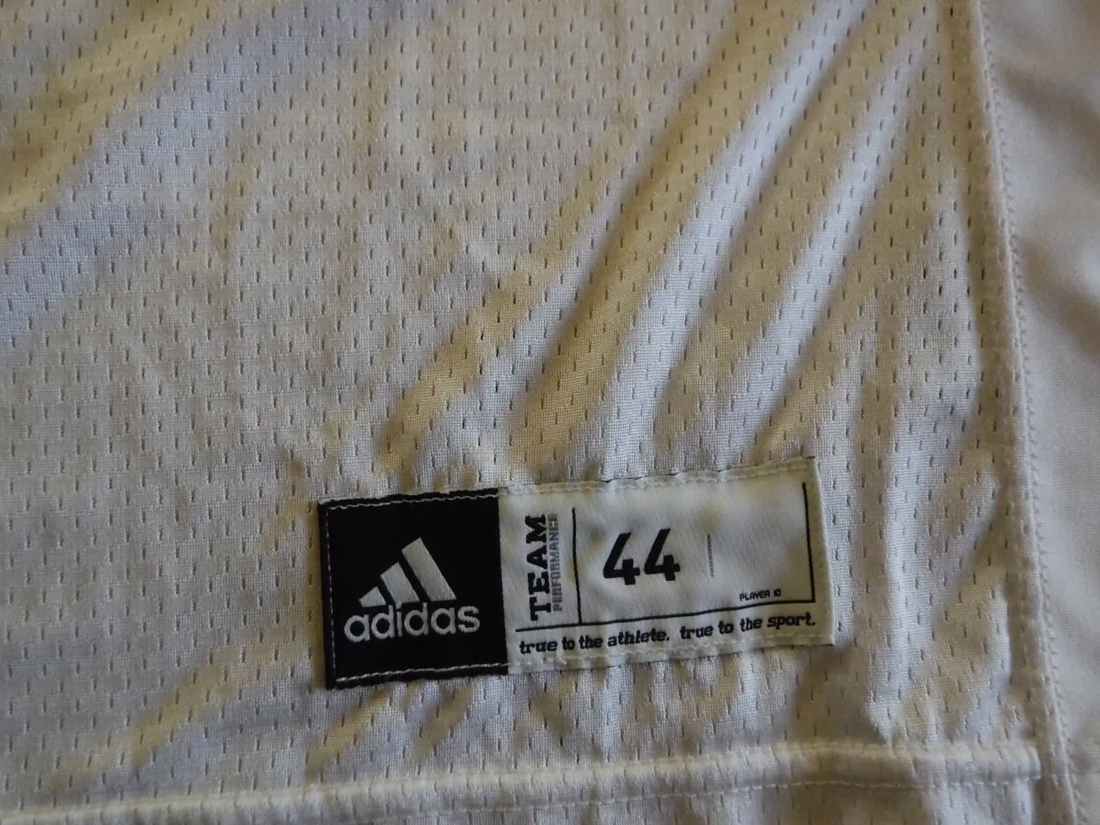 LOUISVILLE CARDINALS AUTHENTIC FOOTBALL LAMAR JACKSON ALTERNATE WHITE JERSEY 44 6