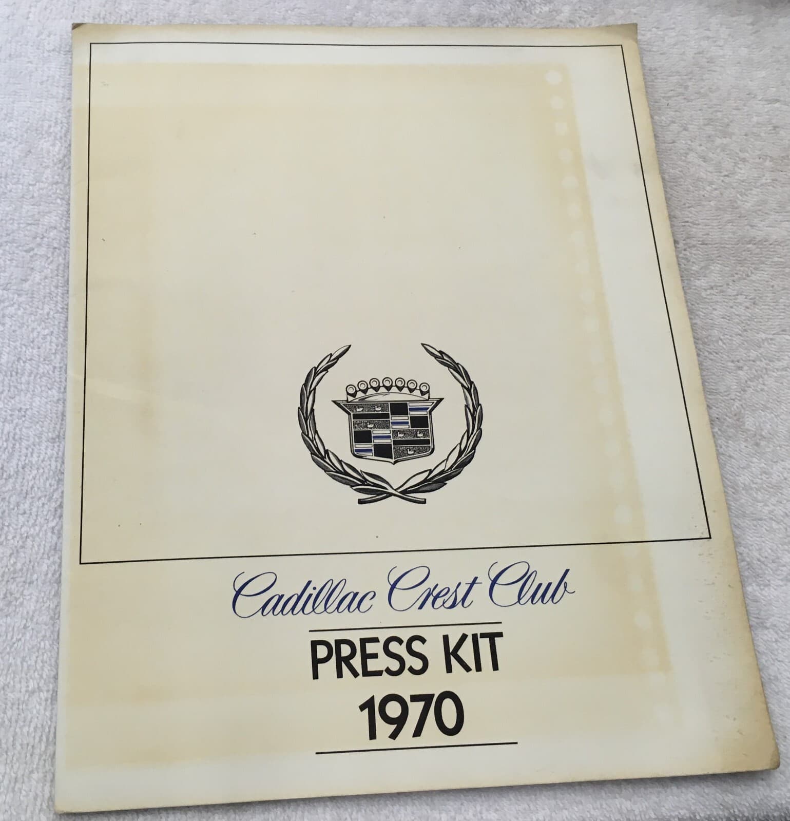 1970 Cadillac Crest Club Press Kit Dealership Fleetwood Eldorado Seville Brougha