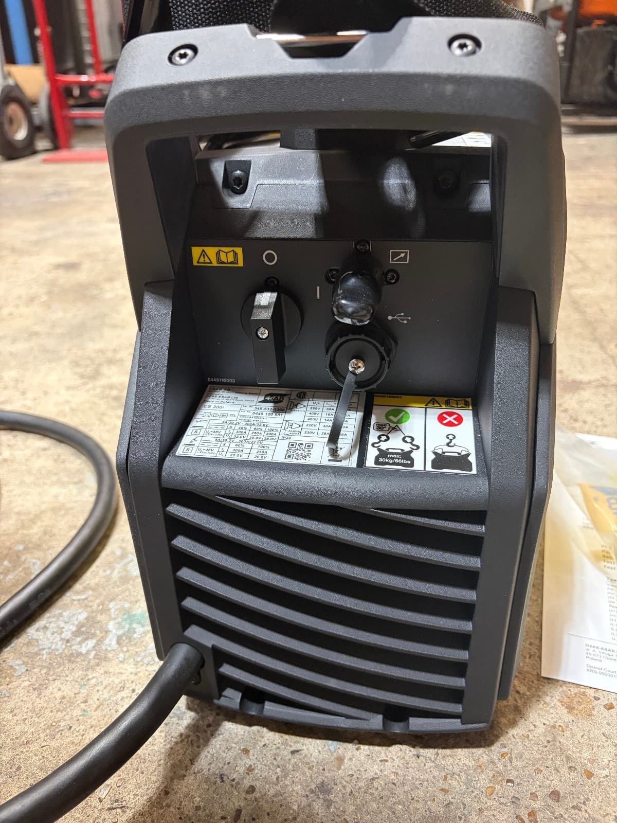 Esab 0445100881 Tig Welder, Renegade Es 300I Series, 208V Ac, 460V Ac, 300 Max. 3