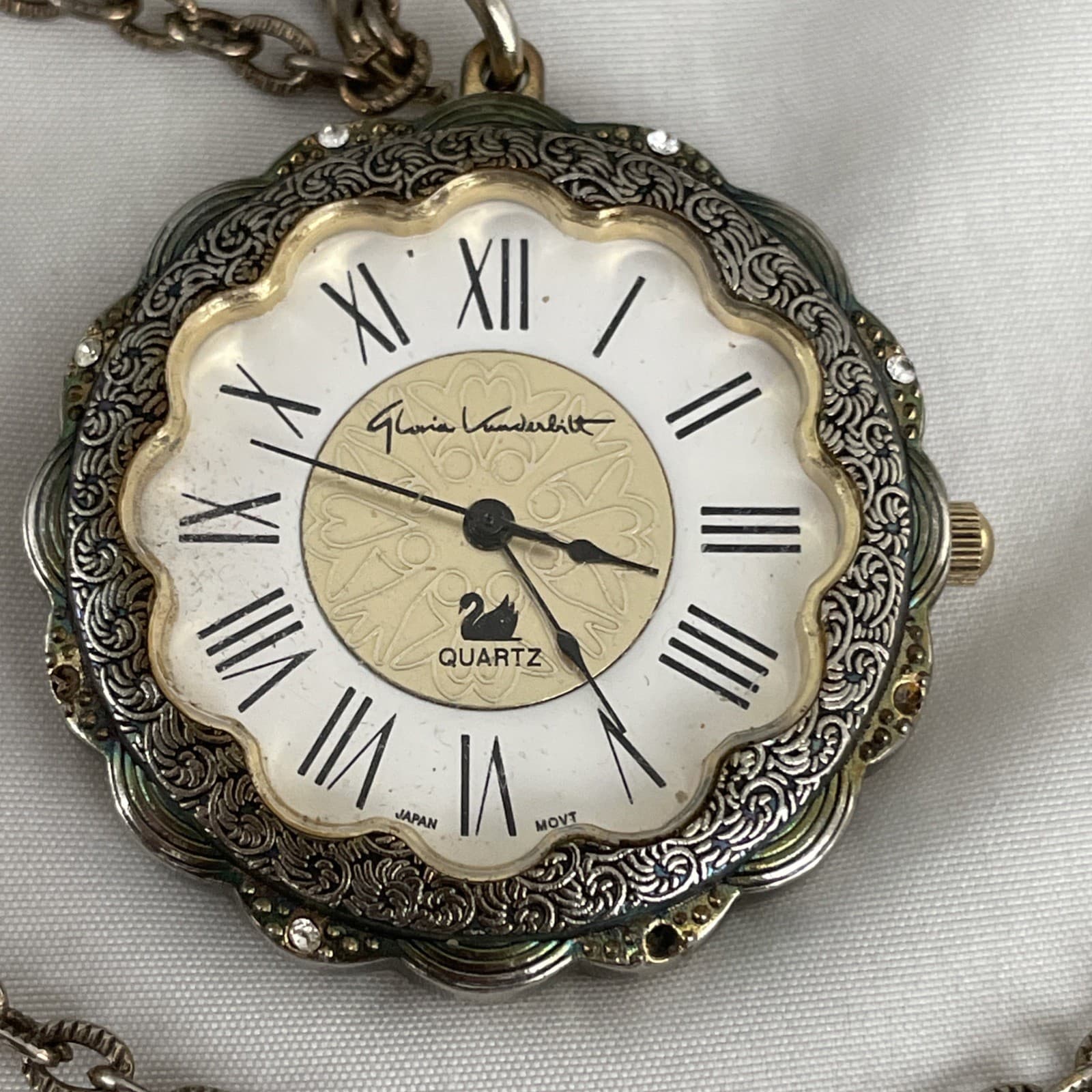 Gloria Vanderbilt Pendant Necklace Watch Vintage New Battery Installed 28” Chain 2