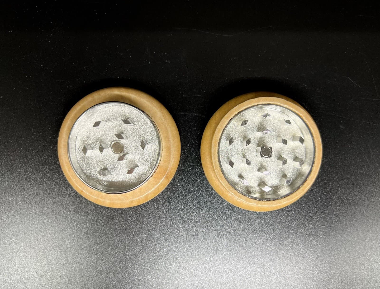 SF 49ers double sides engraving wood kitchen herb grinder pop gift 2