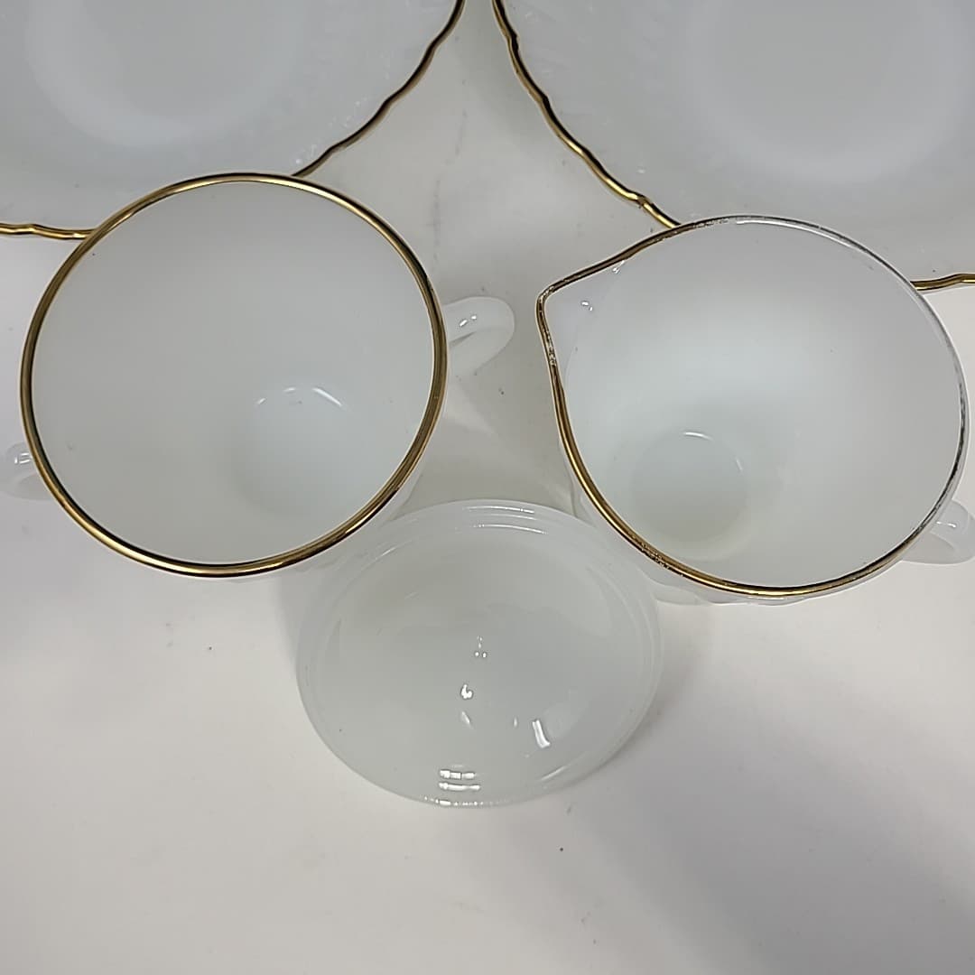 Vtg Anchor Hocking Fire King Swirl Milk Glass Creamer Sugar Platter Bowls Set 5 5