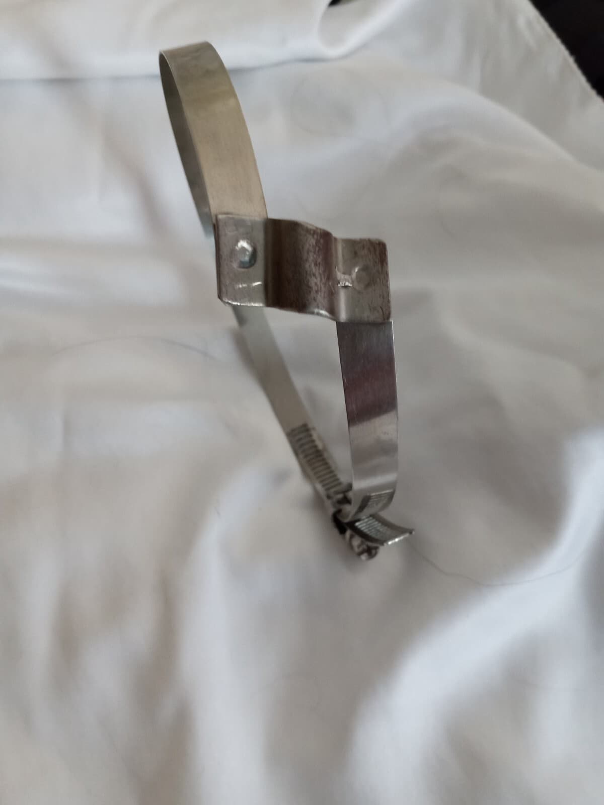 (5)- 4" Bridge Clamps 2