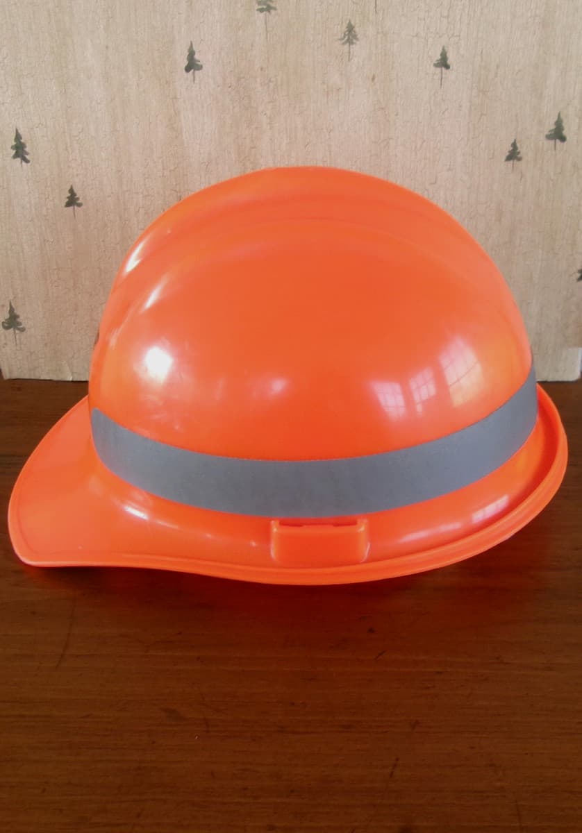 BNSF Railway Orange Hard Hat Plastic Bullard 6 1/2-8 302RT Type 1 Class E,G & C 2