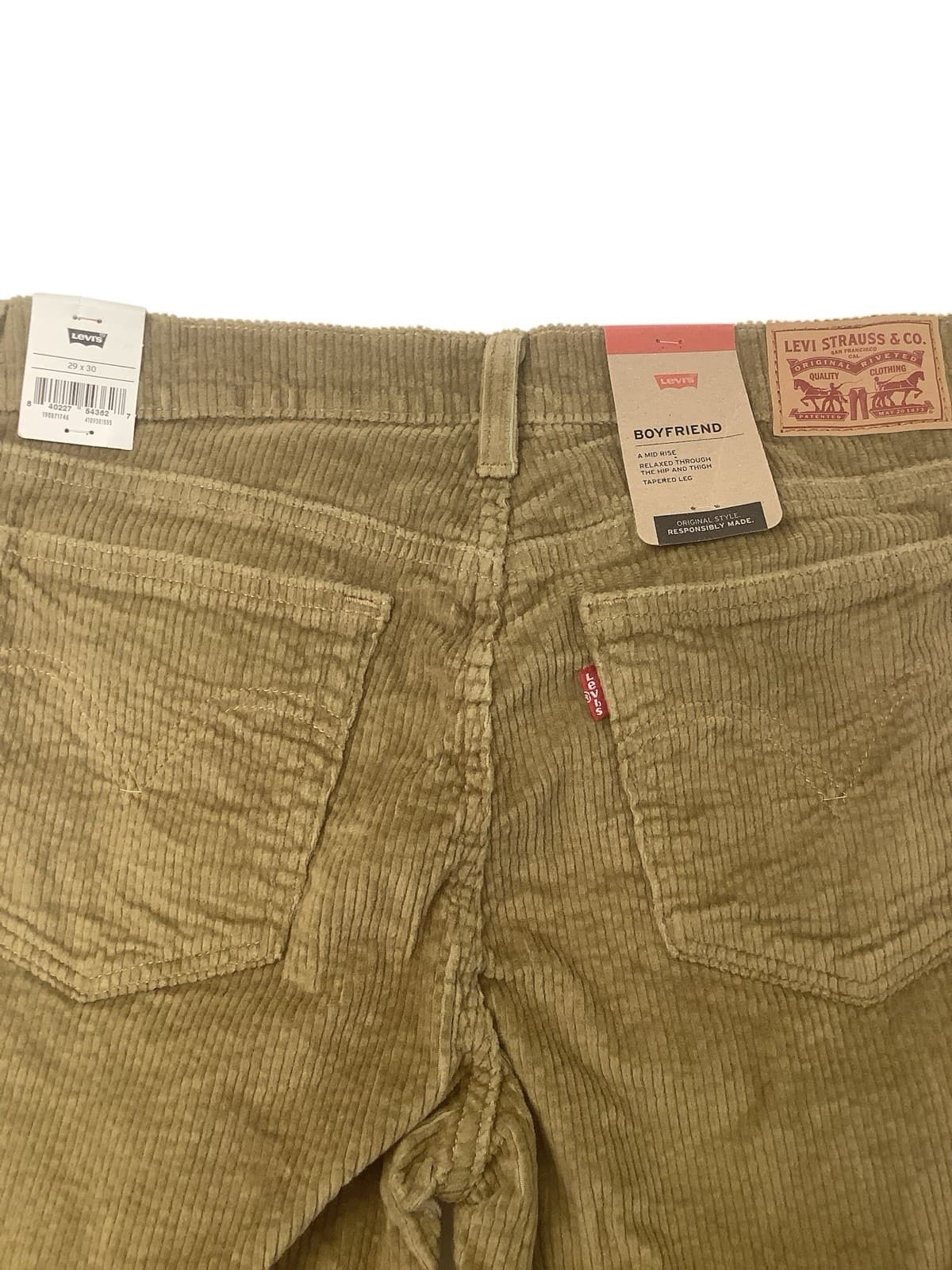 Levi's Boyfriend Tapered Leg Corduroy Womens Size 29X30 Golden Brown 6