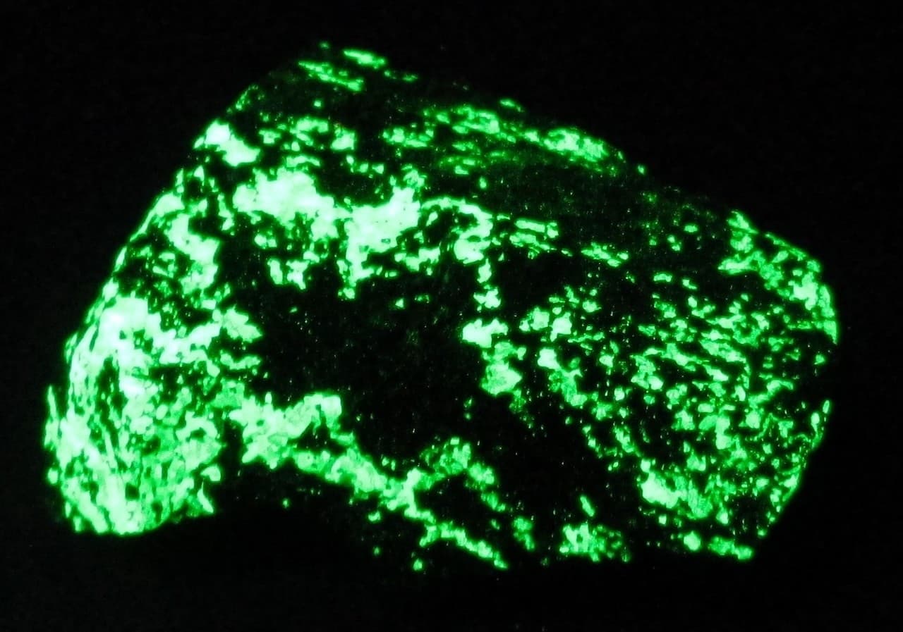 Bi-Wave Willemite Franklinite Fluorescent Minerals Franklin NJ