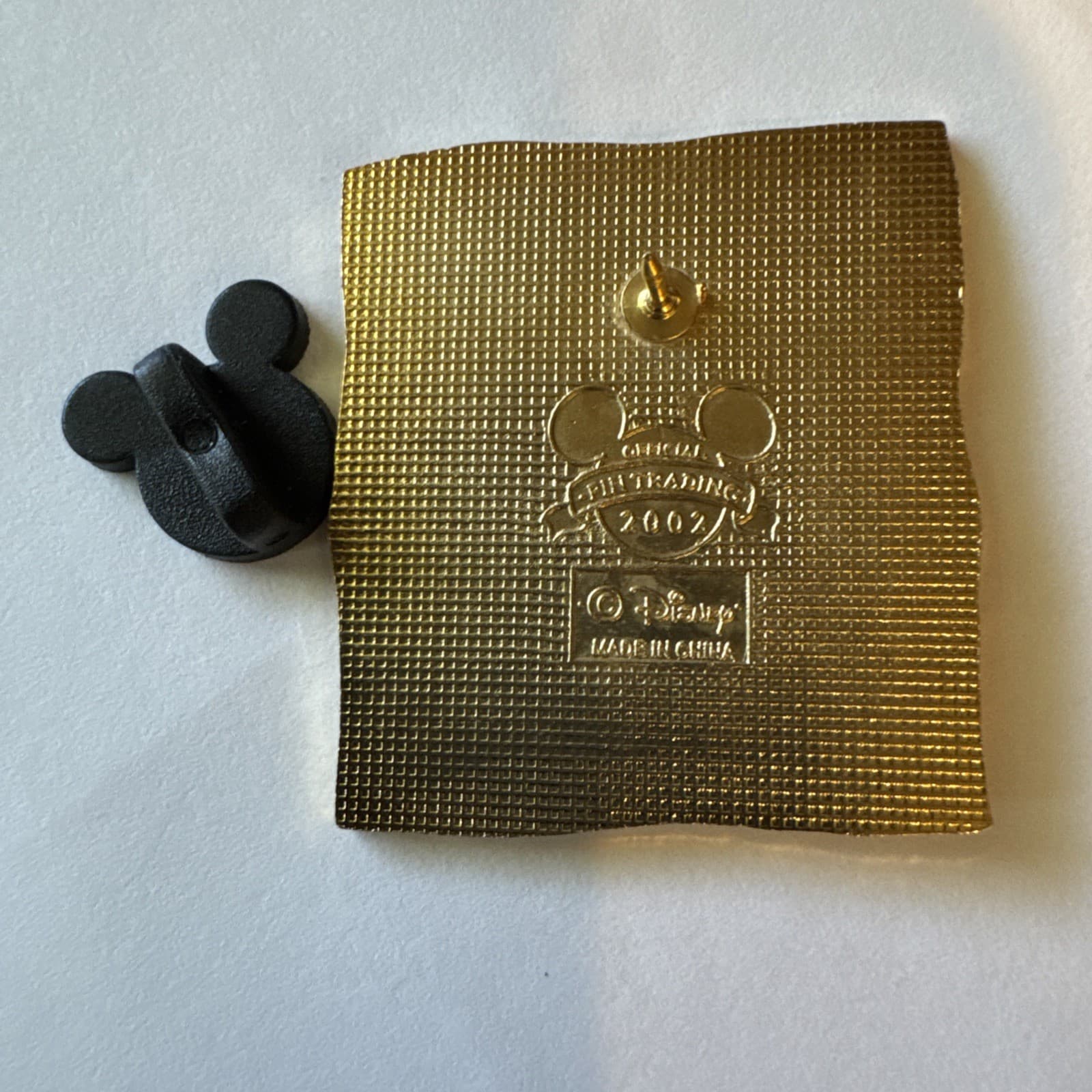 WDW Donald Duck Rare Pin With 1934 on Front 2