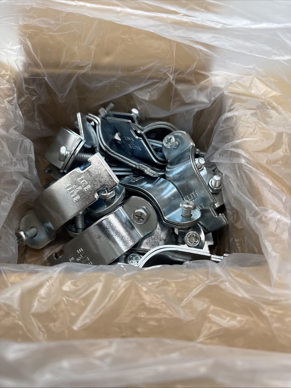 Elite Components, Inc. EMT-0200EG 2”EMT STRUT STRAPS BOX Of 25 2