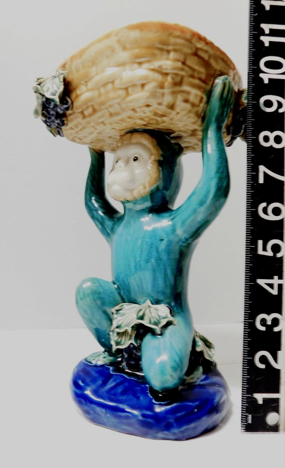 VINTAGE MAJOLICA CHINOISERIE PORCELAIN ORIENTAL MONKEY FIGURE - 10.5" 5