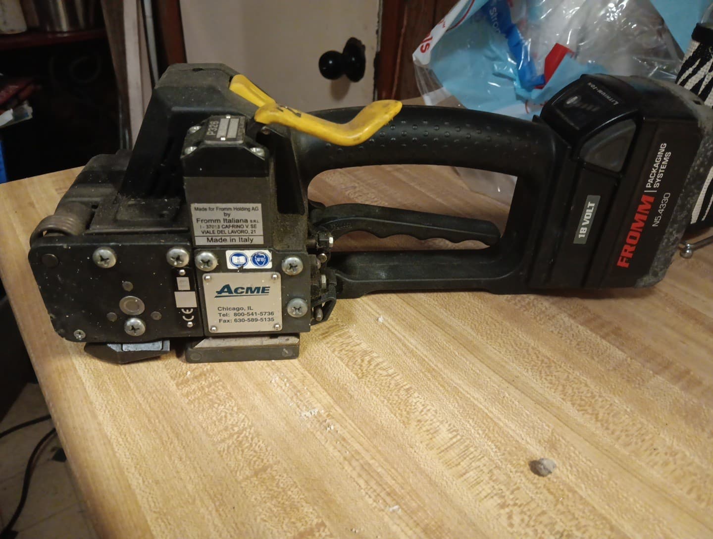 Fromm Strapping Tool P326 with Battery. No charger