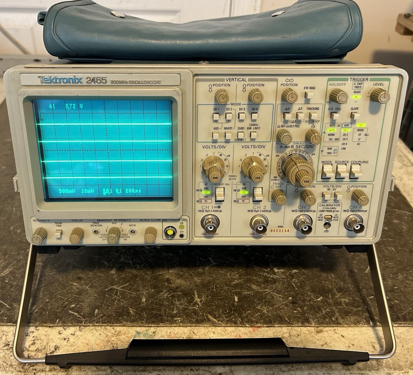 Tektronix 2465 Four Channel 300 MHz Analog CRT Oscilloscope 2