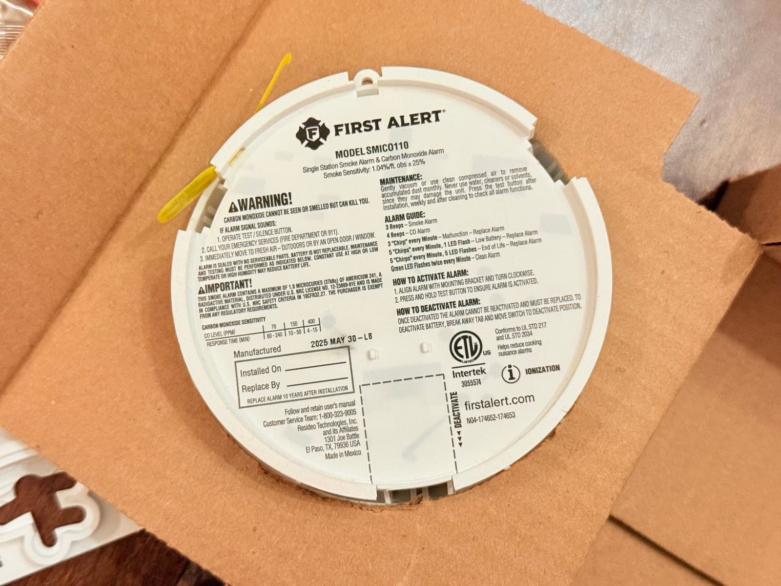 First Alert SMICO110, 10-Year Battery Combination Smoke & Carbon Monoxide Alarm 4