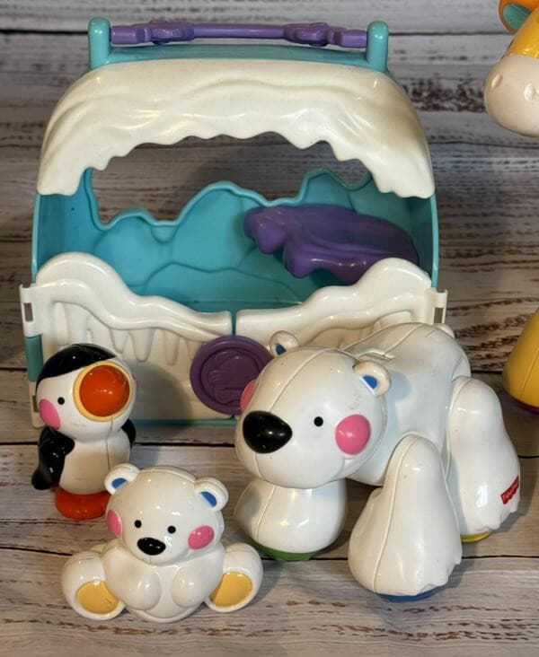 Fisher Price Amazing Animals Polar Bears Giraffe Penguin Monkey  Dumbo Simba 2