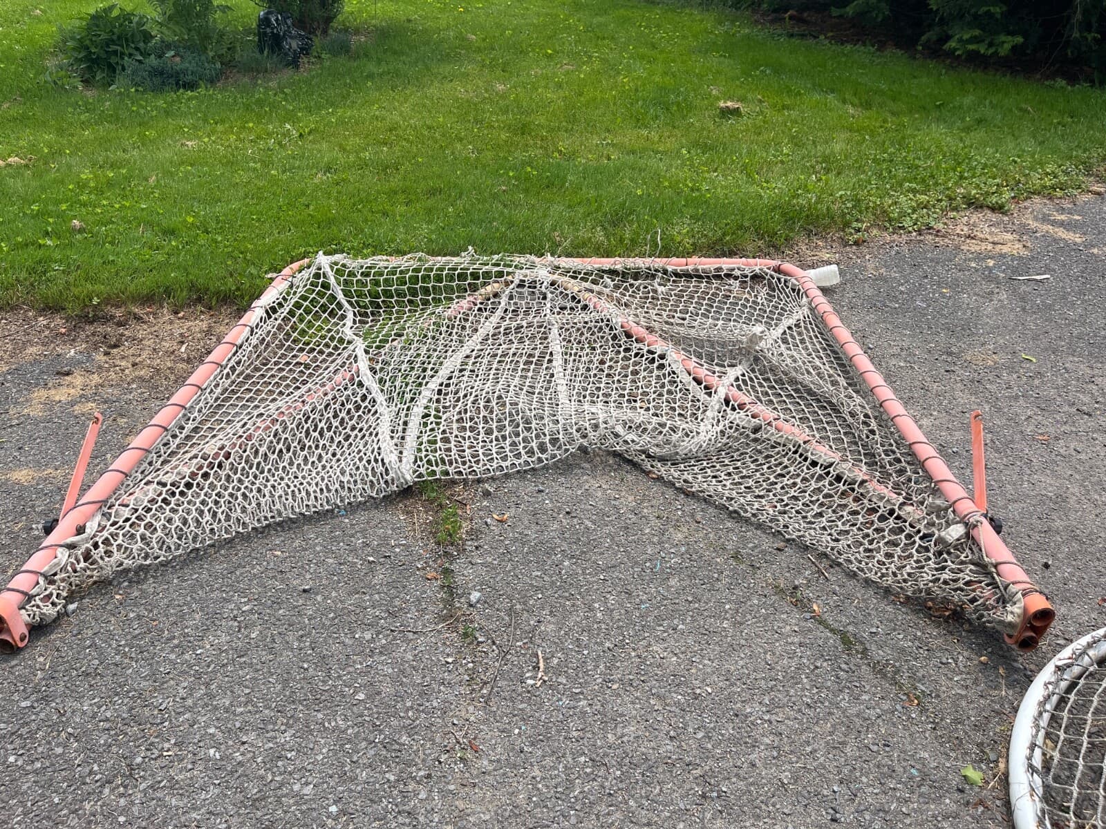 Foldable Lacrosse Goal with net, used regulation size   3