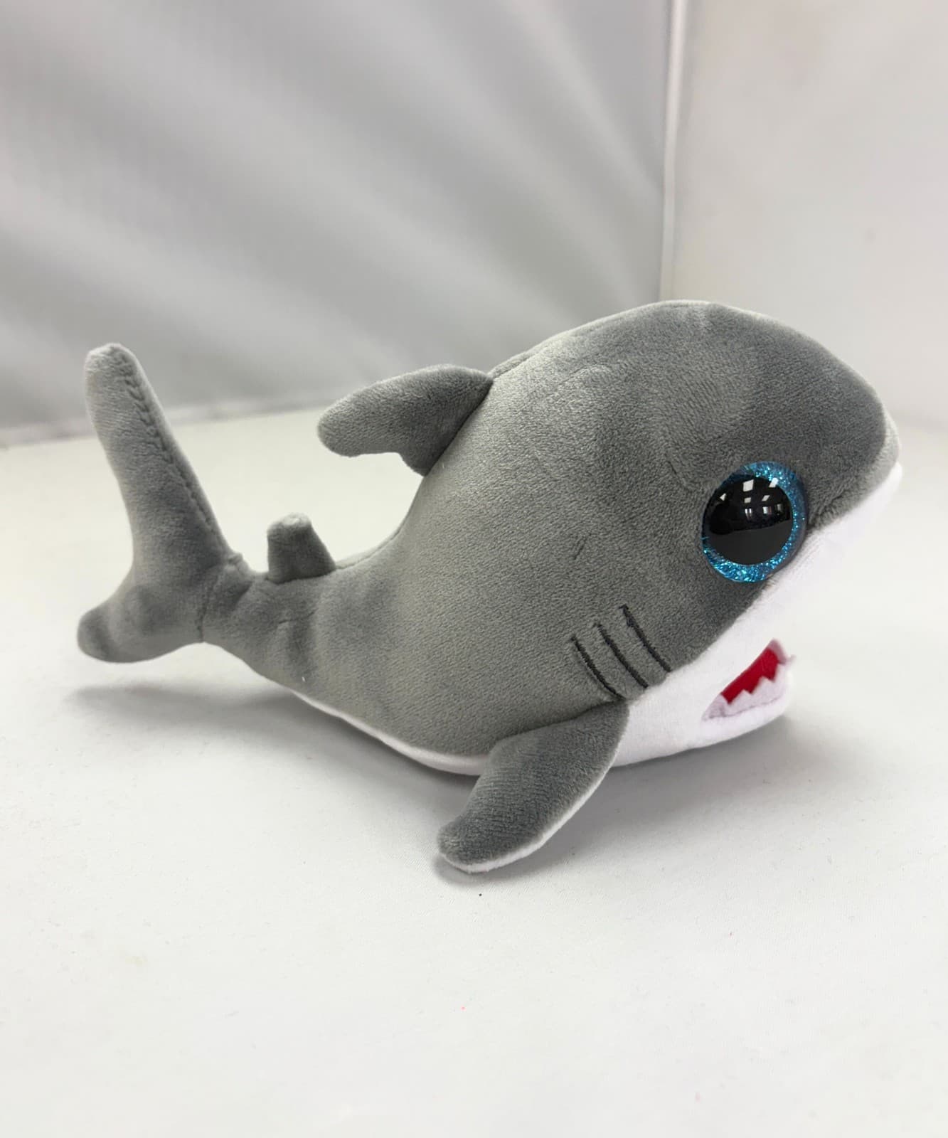 Ty Beanie Boos - Finnegan the Gray Shark, Glitter Eyes, MWMT Stuffed Animal Toy 2