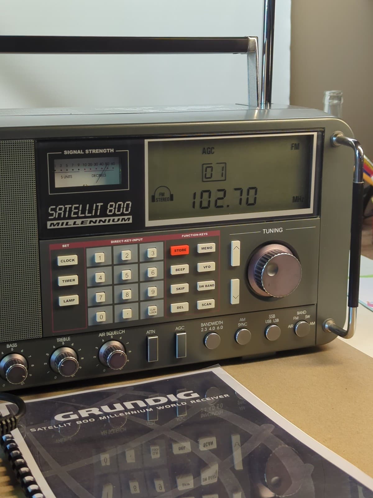 Grundig Satellit 800 Millennium Short Wave Radio Receiver With Power Cord Manual 2