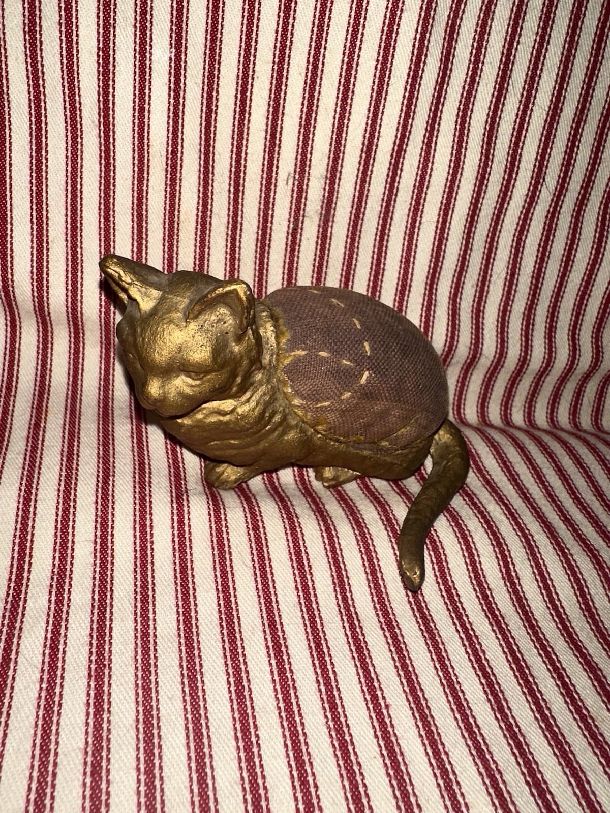 Antique Cast Iron Bronze Kitty Pin Cushion 2