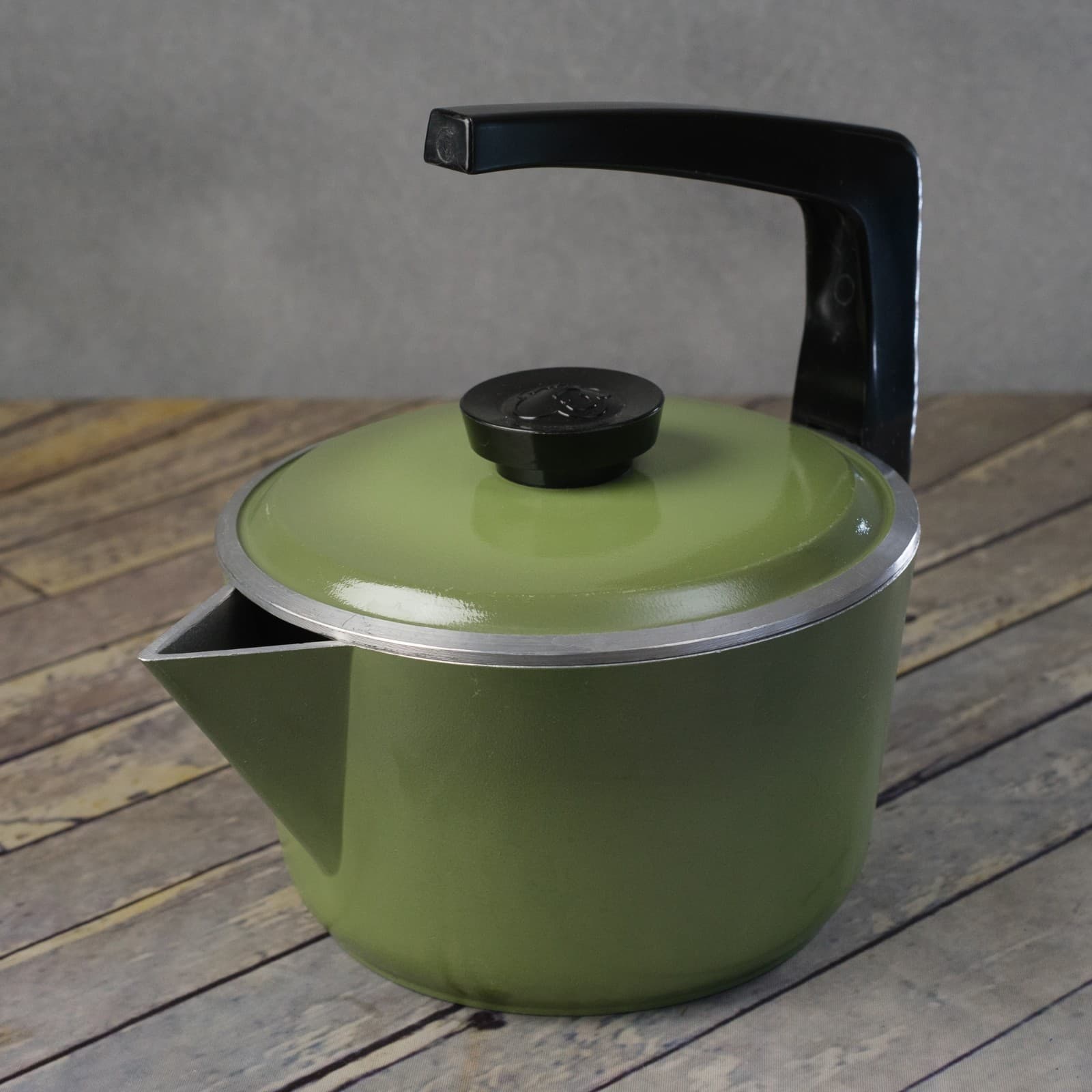 CLUB ALUMINUM Cookware Tea Kettle Pot with Lid Handle Avocado Green CLEAN Vtg 2