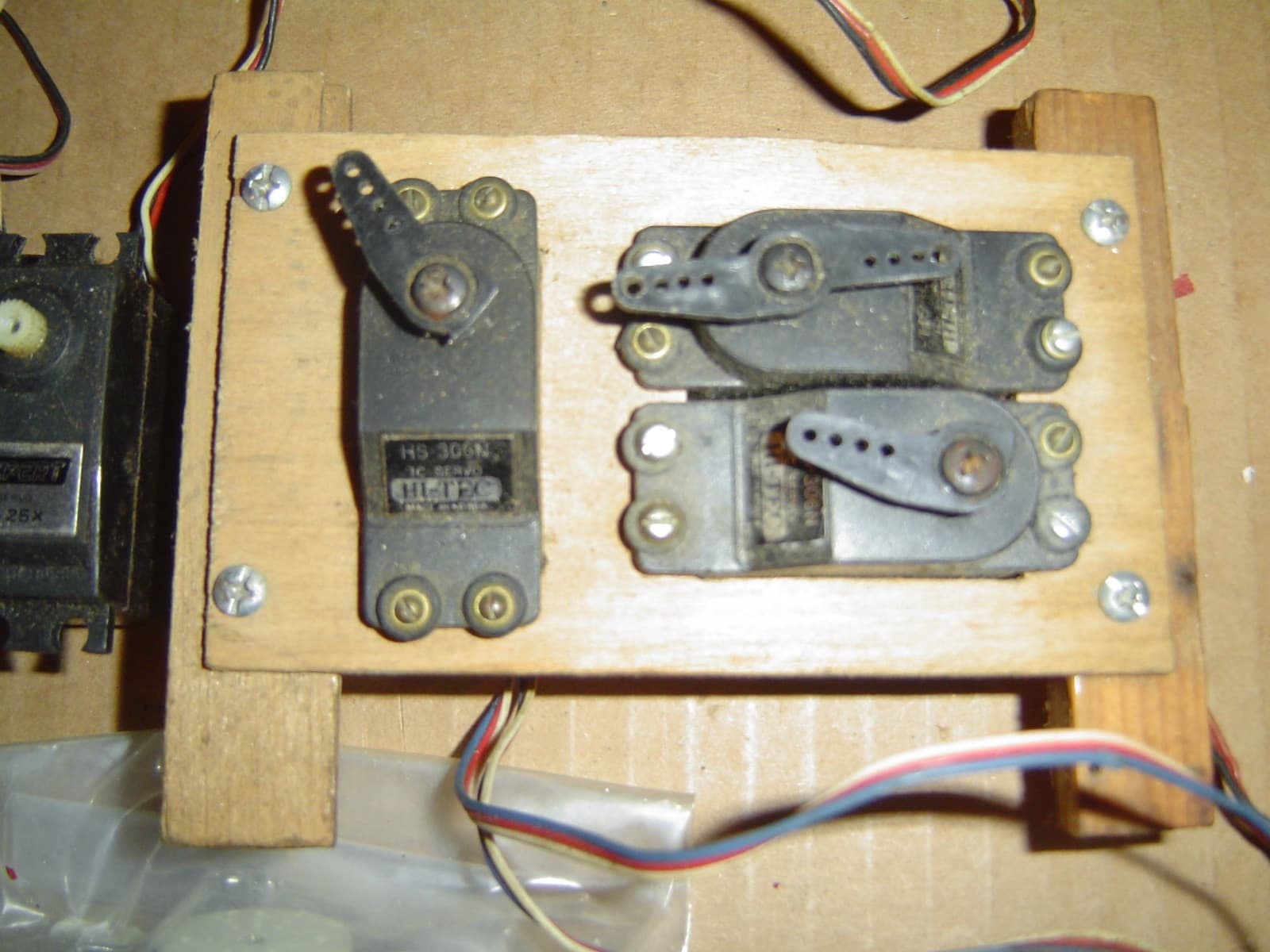 A lot of Assorted  Servos for RC Airplanes  New and used 3