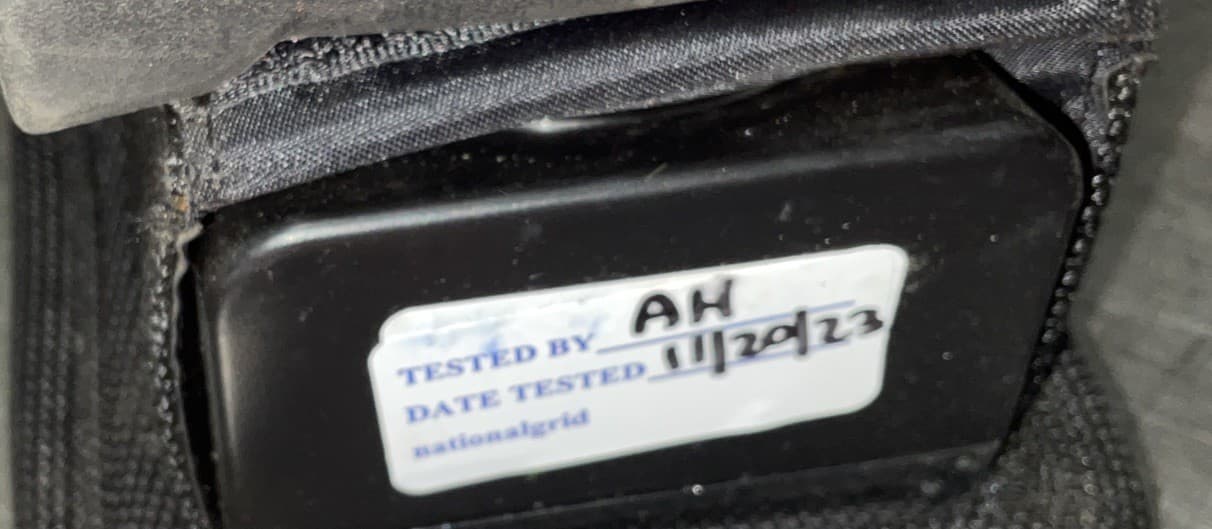 HD Electric HDE LV-5 Direct Contact Low Voltage Detector Holster Only As Seen 2