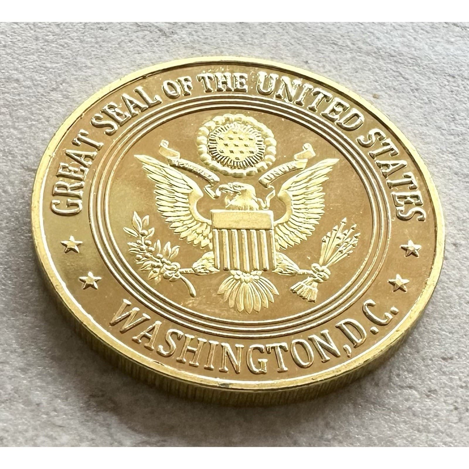 NATIONAL AERONAUTICS & SPACE ADMINISTRATION 'NASA' Challenge Coin. Fast Shipping 2