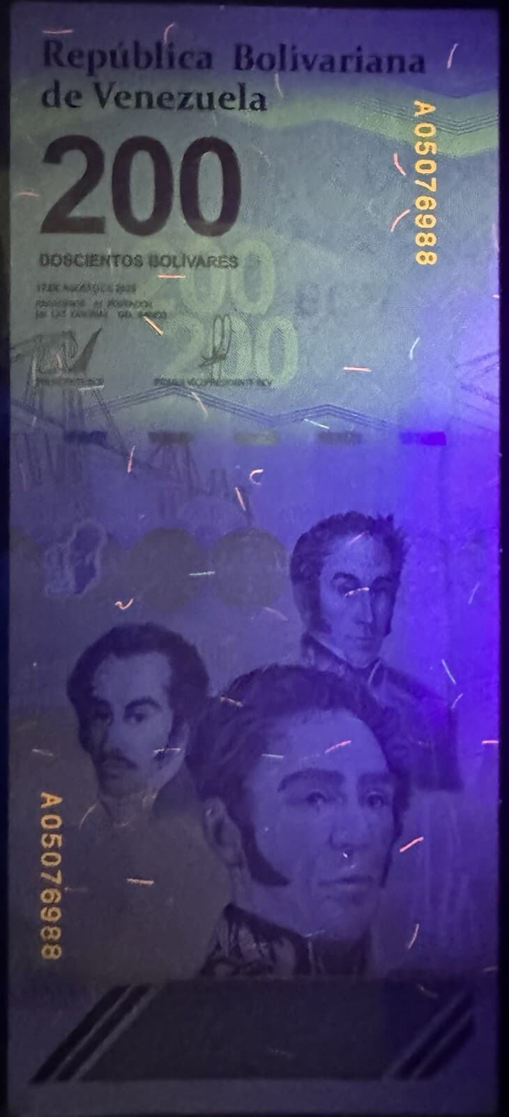 Venezuela 200 Digitales qty 20 2023 UNC 200 million Bolivar NEW USA 4