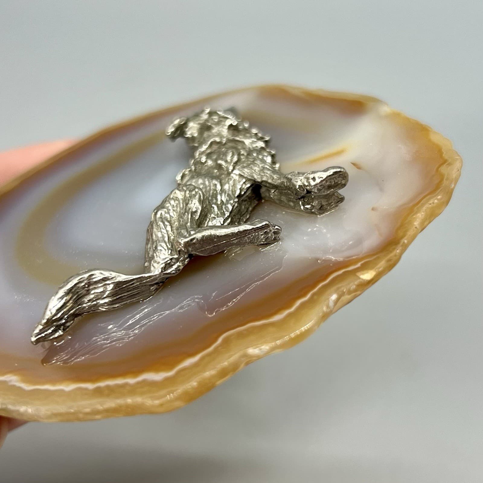 Pewter Howling Wolf Lone Wolf on Brazilian Agate Slice 3" 6