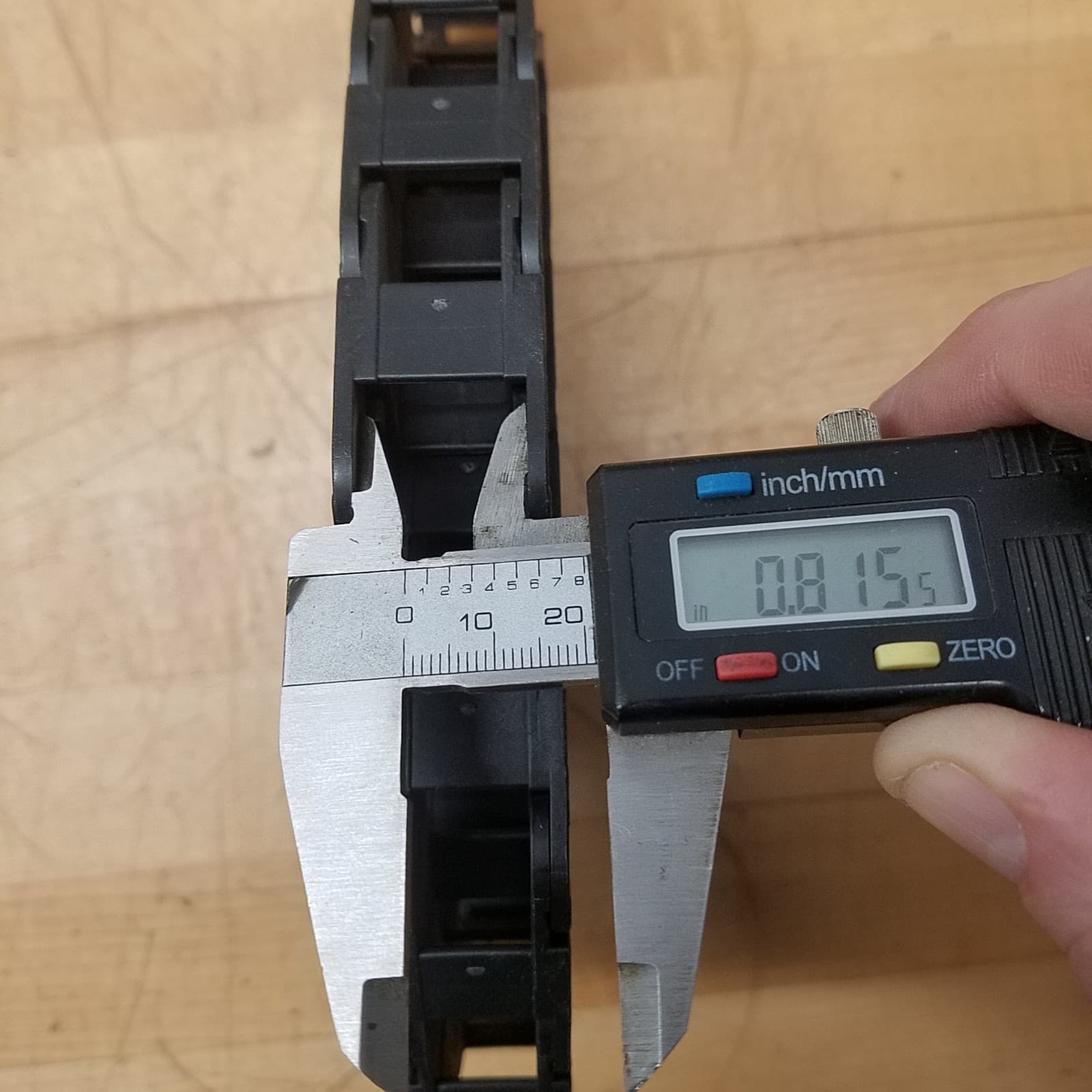 Igus 10.015.028 Cable Carrier, 40" - USED 5