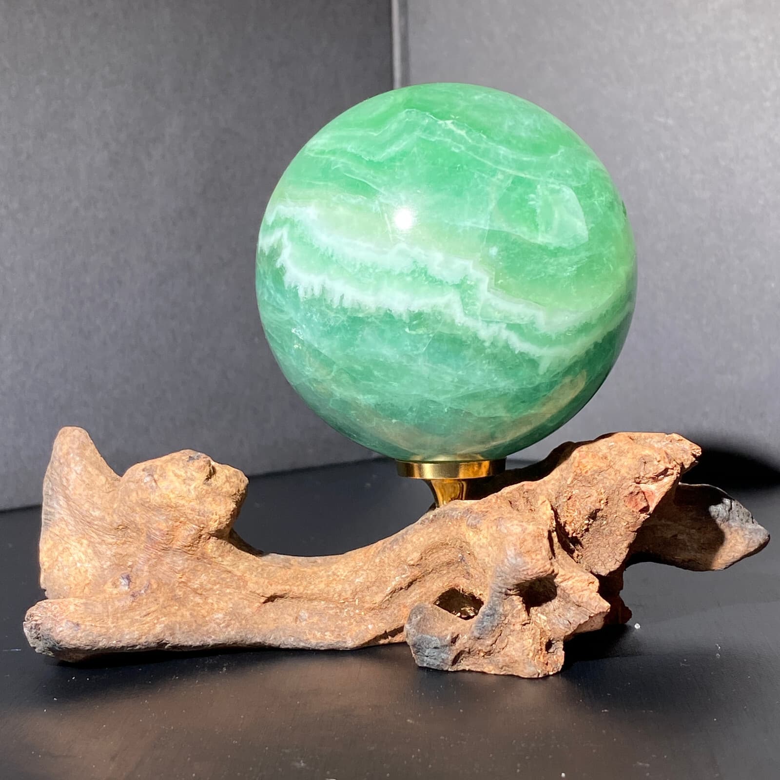 392g Natural fluorite ball quartz crystal Sphere Reiki energy healing