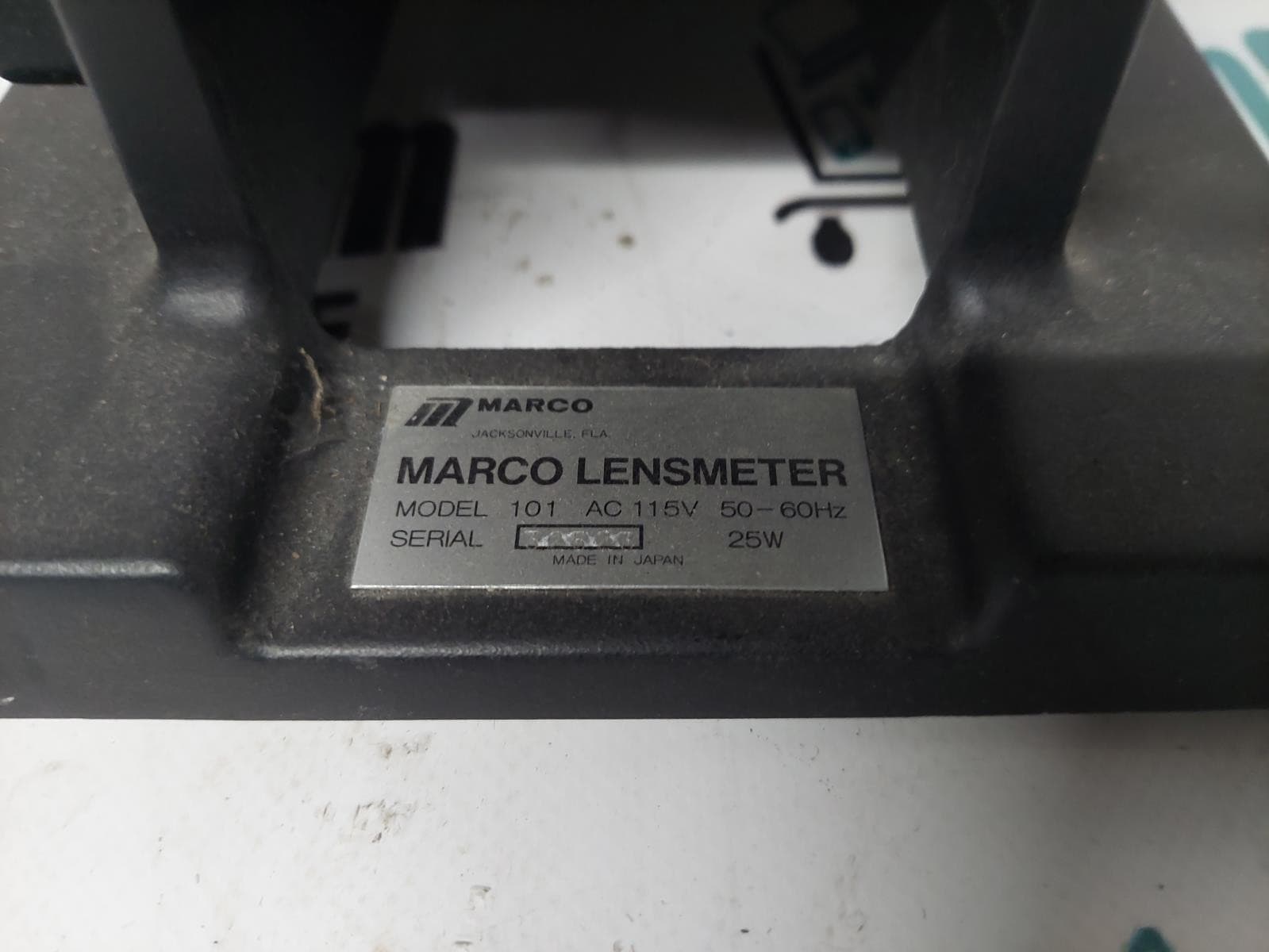 Marco LM-101 Manual Lensometer 5