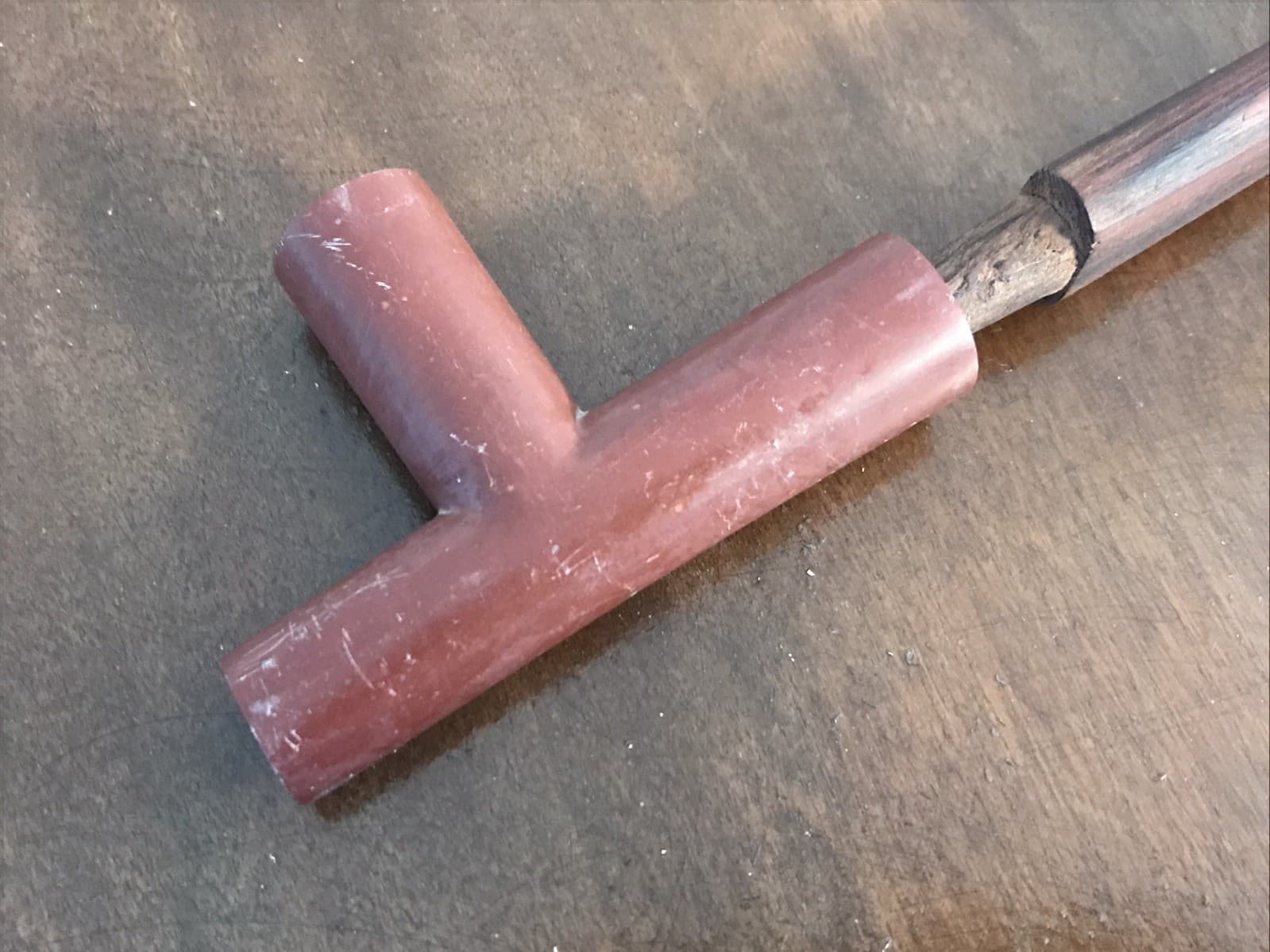 Catlinite T-Pipe Red Pipestone Minnetaġe Native American Minnesota 2