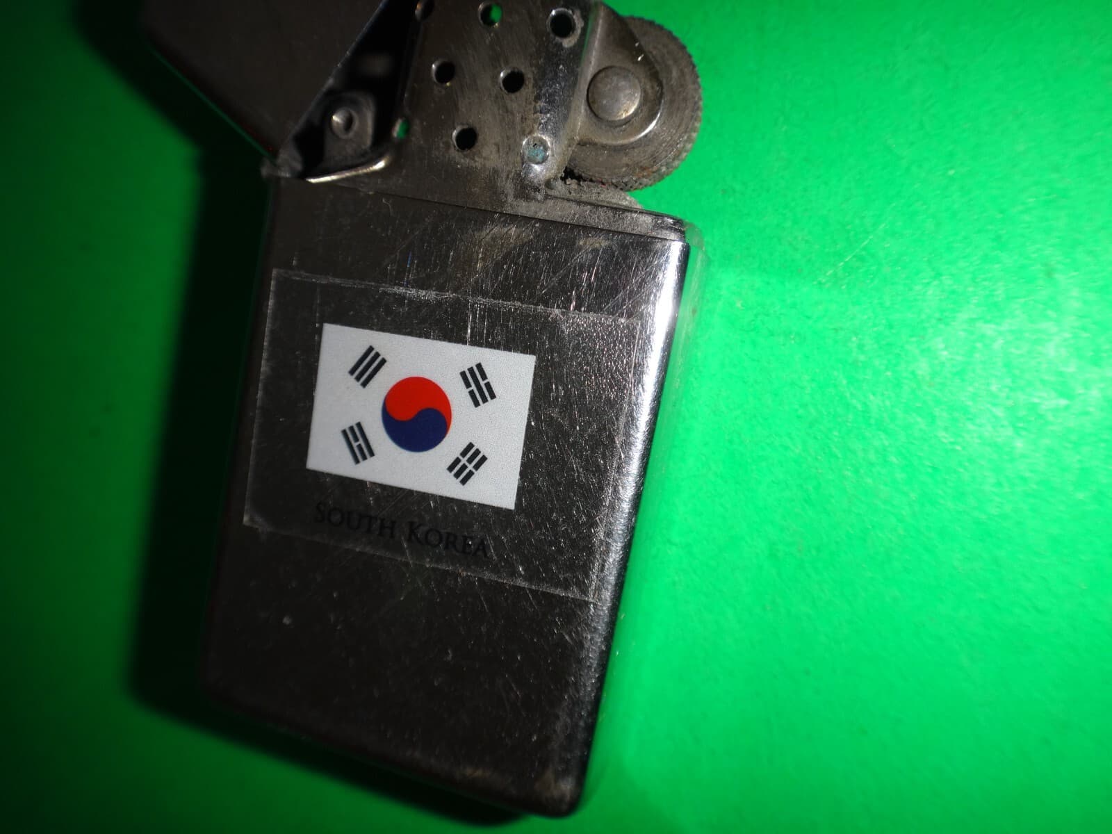 Vintage Year 1970 Zippo Slim Lighter with Flag of SOUTH KOREA Decal Sticker 4