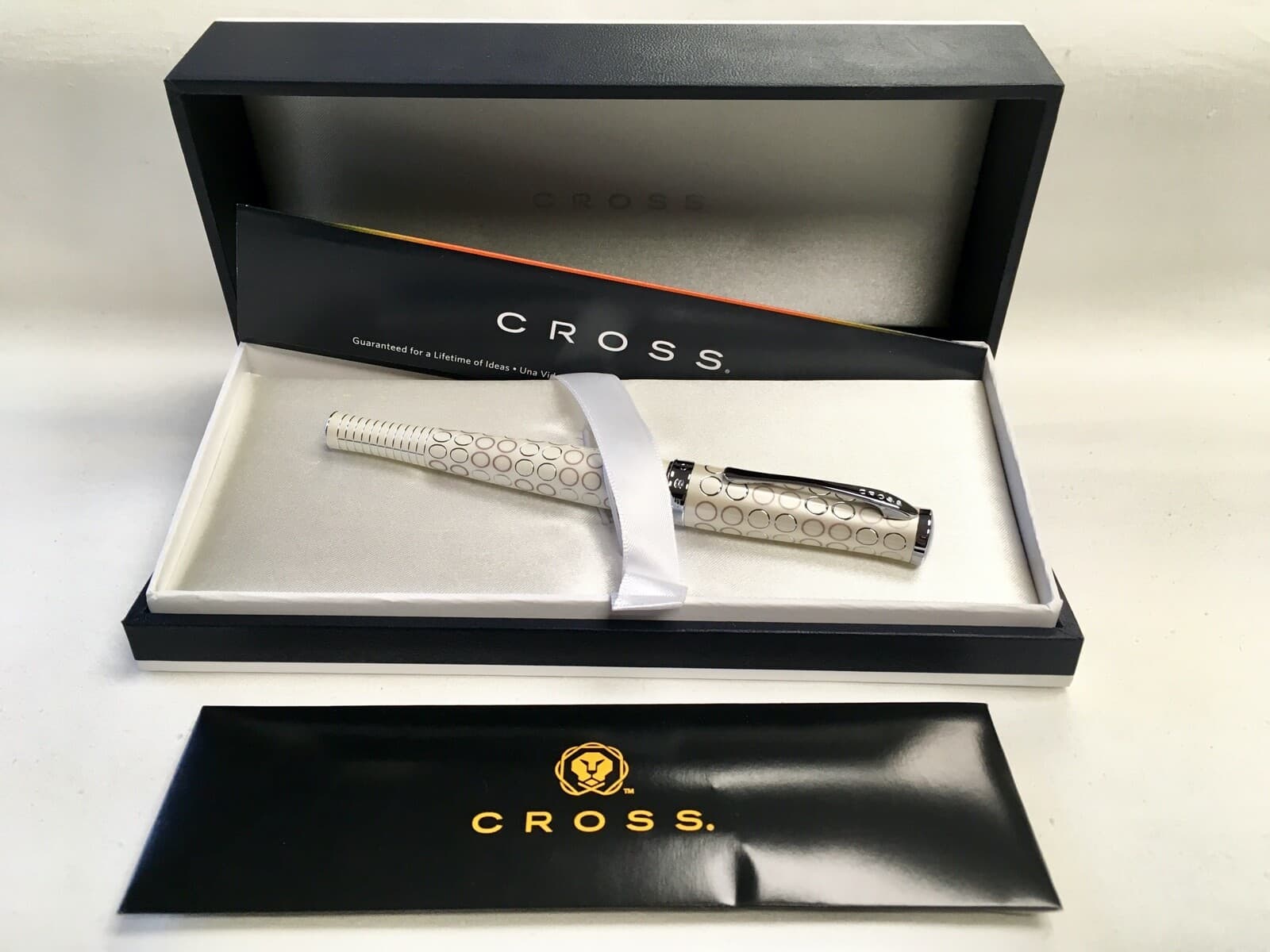 Cross Sauvage Ivory/Forever Pearl "F" Nib Fountain Pen 3