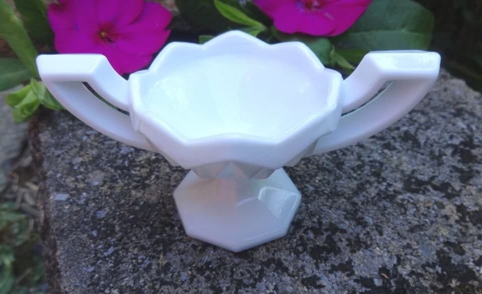 Scarce, Glossy White Milk Glass Open Salt Dip, Cellar, Dish! 3