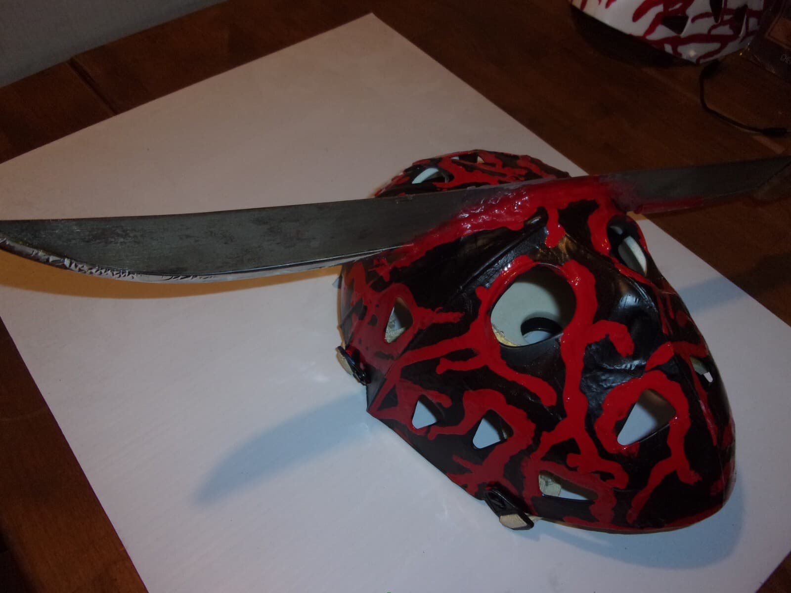 DURABLE AND WEARABLE JASON MYLEC HOCKEY MASK AND A REAL (SAFETY)MACHETE 2