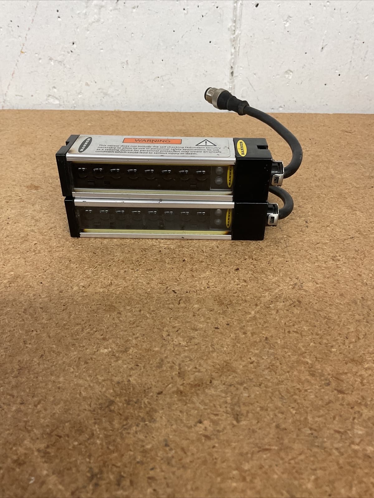 Banner Sensor LX3RQ & LX3EQ (Pair) 4