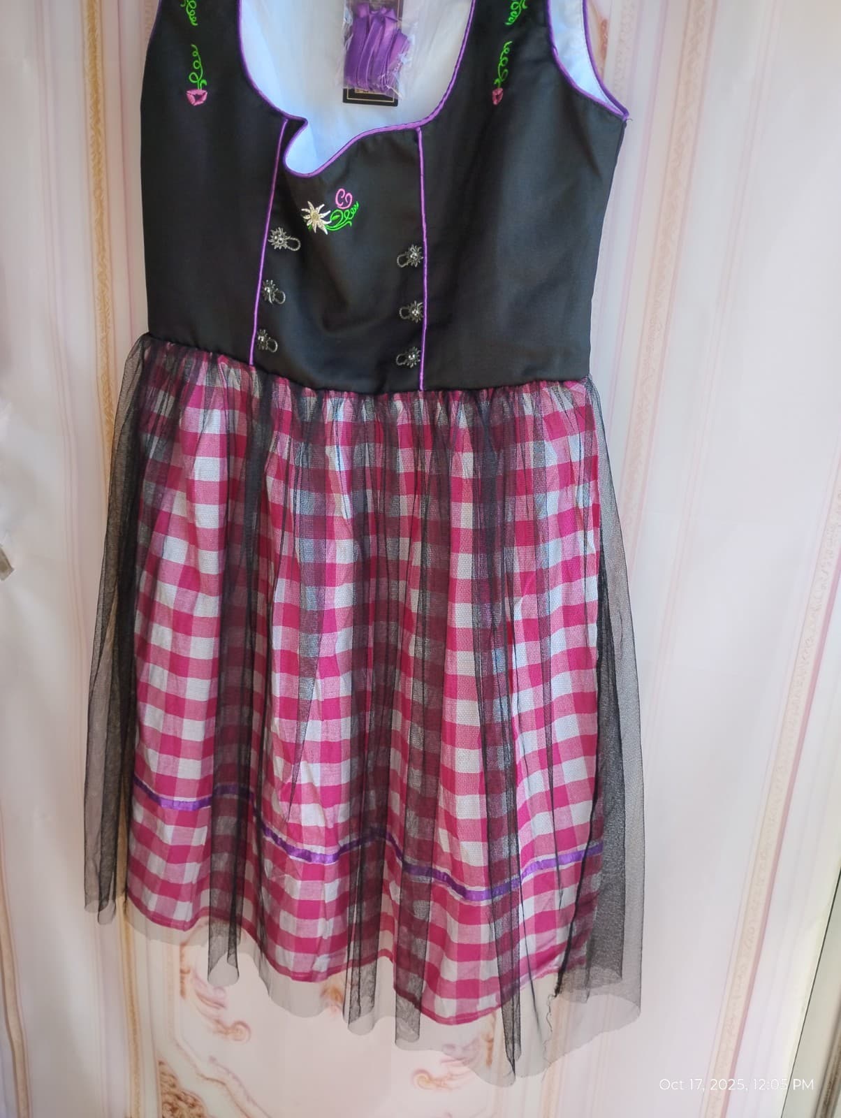 M-US 8. HALLOWEEN DIRNDL, Embroidered, 1Pc +Band,Black Tull covered Skirt 2