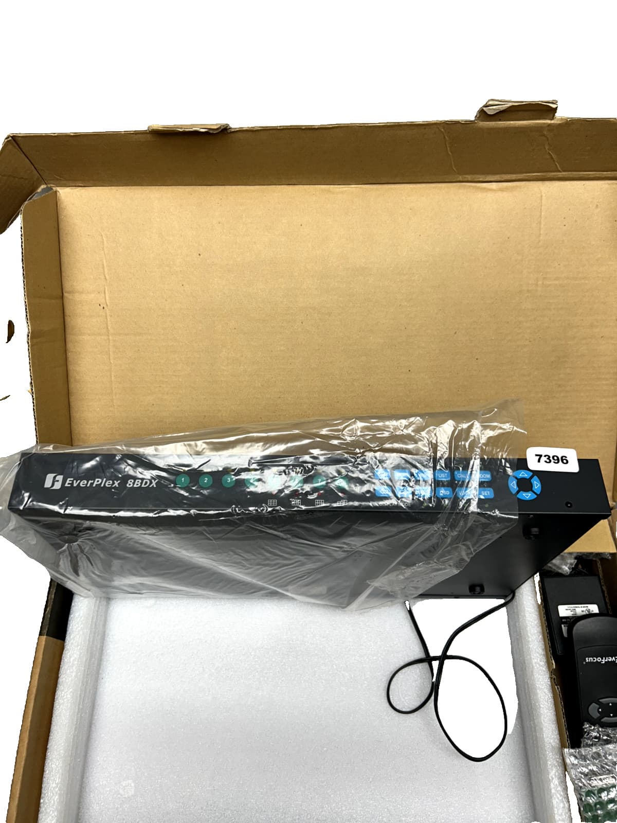 Everfocus EP8BDX/E 8 Channel B/W Duplex Multiplexer 4