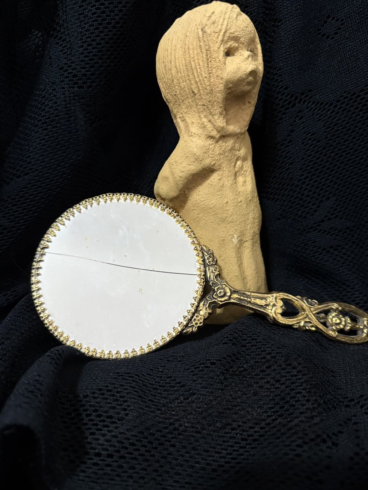 Haunted Spirit Victoria Mirror Scrying Child Guide Reflection Manifestation Emp 3