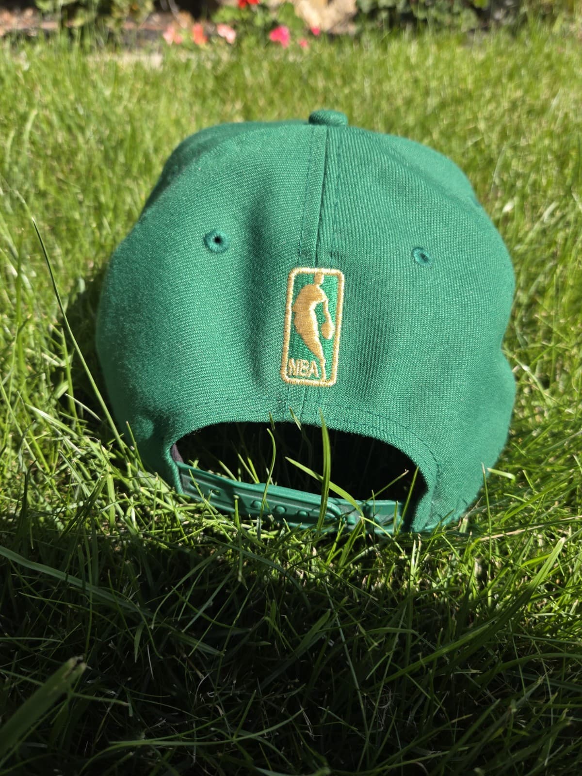 NBA Boston Celtics Adjustable Snapback New Era Shamrock Green  3