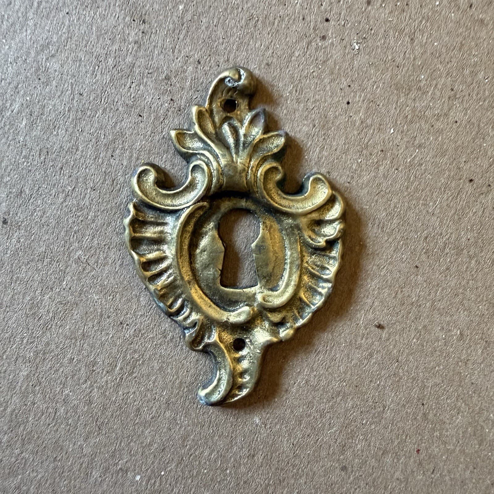 Vintage Drawer Pull French Provincial 3-1/2" Centers 6-1/8" Wide Keeler K8949 3