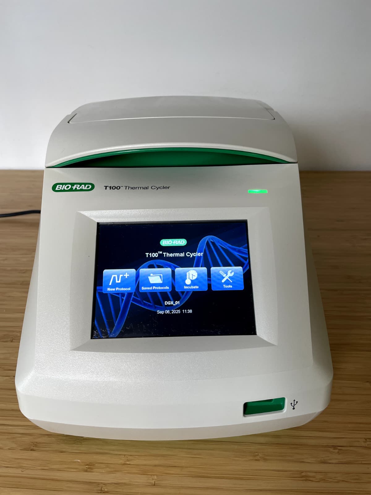 Bio-Rad T100 Thermal Cycler