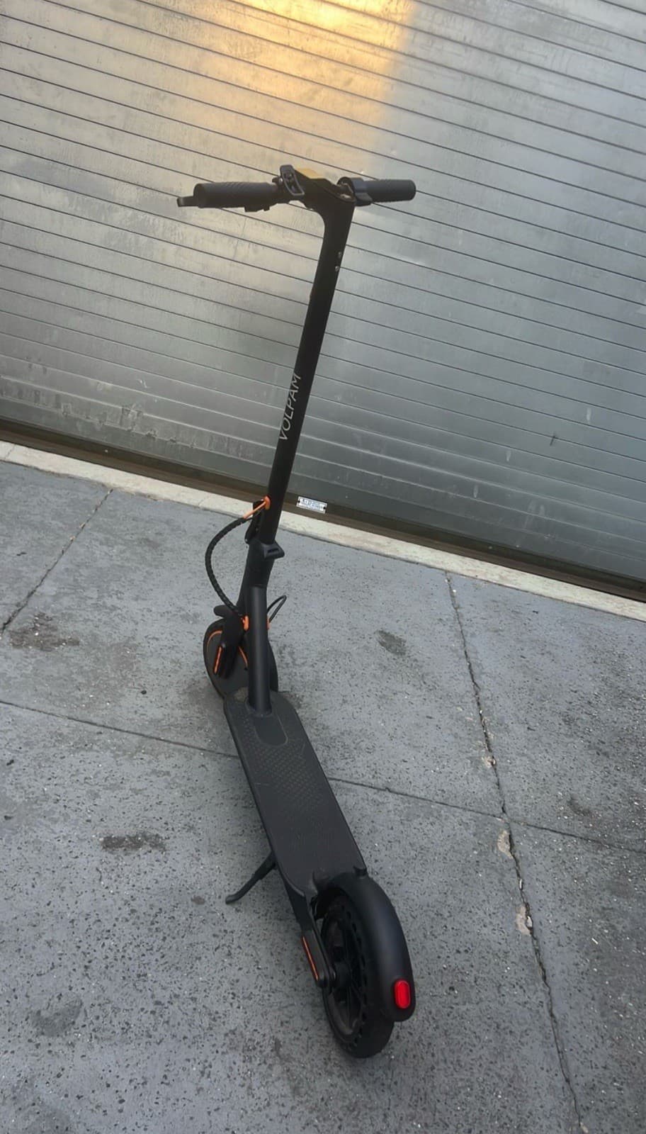 VOLPAM Electric Scooter, 350W/500W, 8.5"/10" Tires, 12/21/28 Miles Range, 16/19/ 3