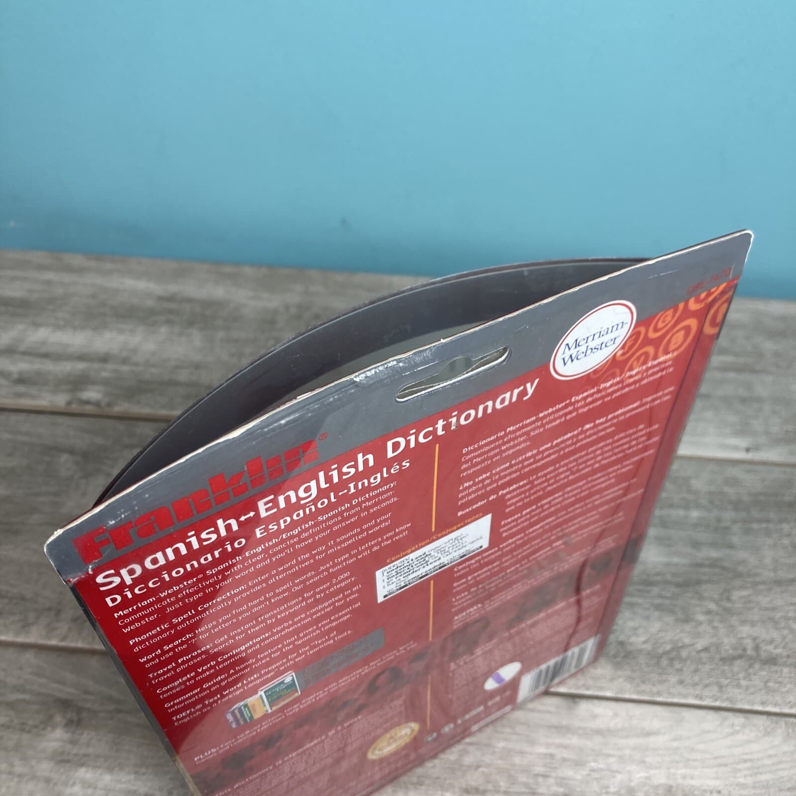 Spanish-English Dictionary Franklin Model DBE-1470 Merriam-Webster Brand New 3