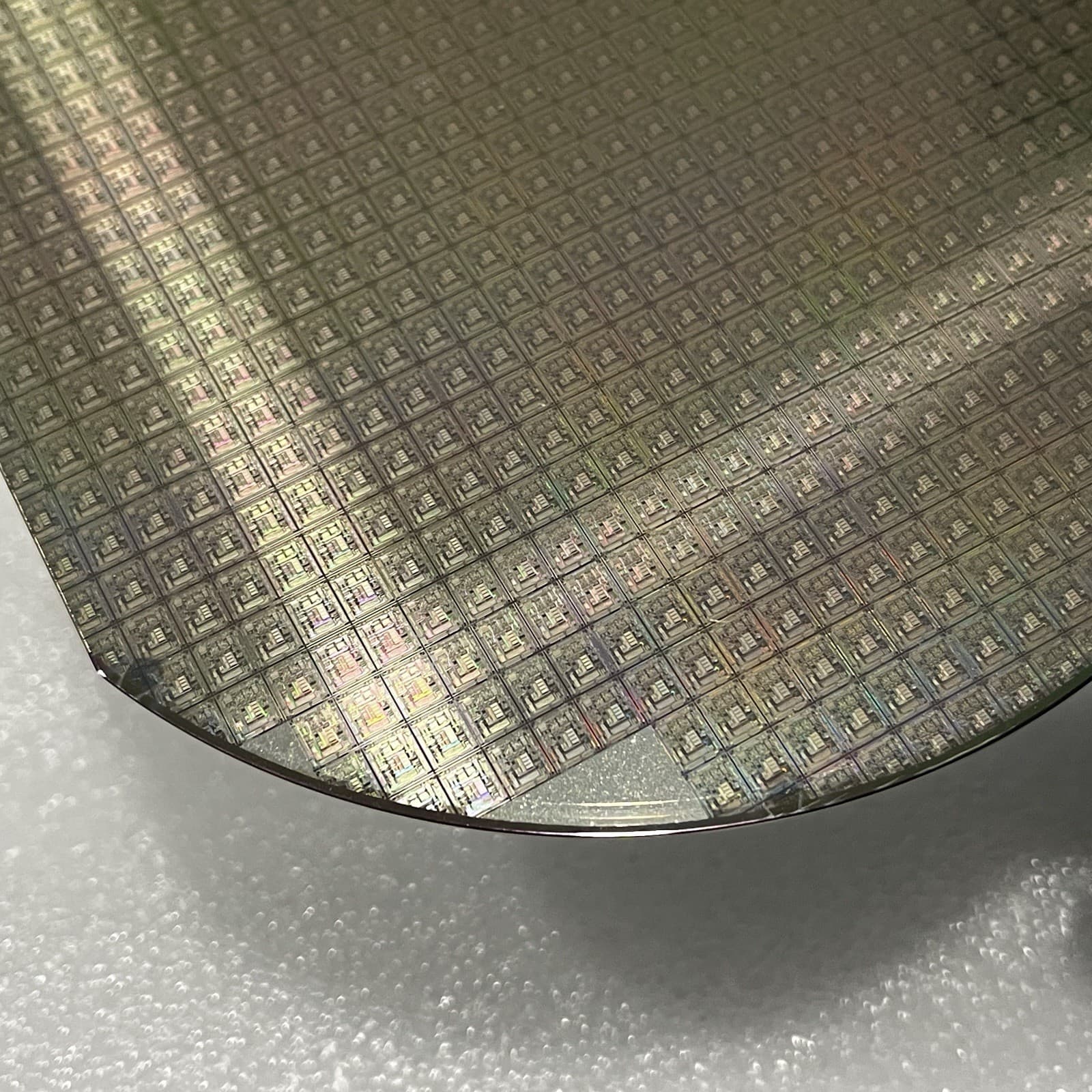 6 Inch Silicon Wafer, Patterned With Several Micro-Structures, As Shown 5