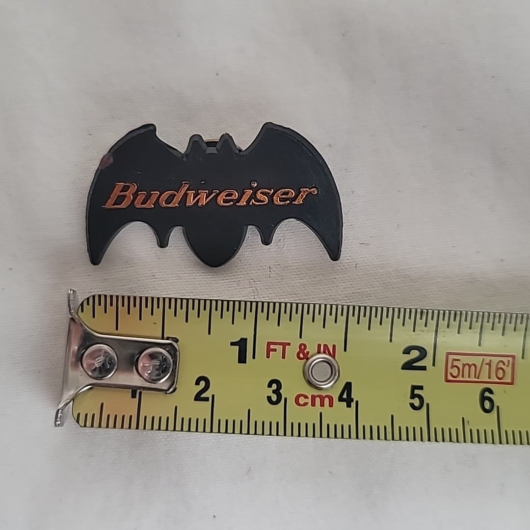 Budweiser Beer Black Bat Vintage Halloween Promo Advertising Hat Lapel Pin 3
