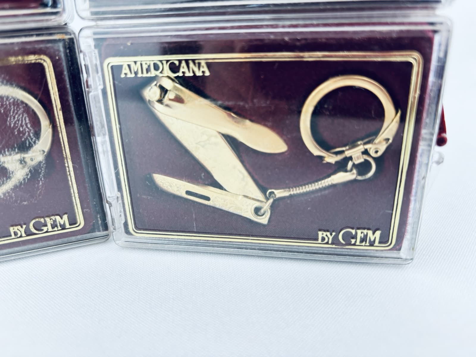 5 Vintage Americana By Gem Manicure Grooming Kit - Nail Tools - Keychain - NOS 6