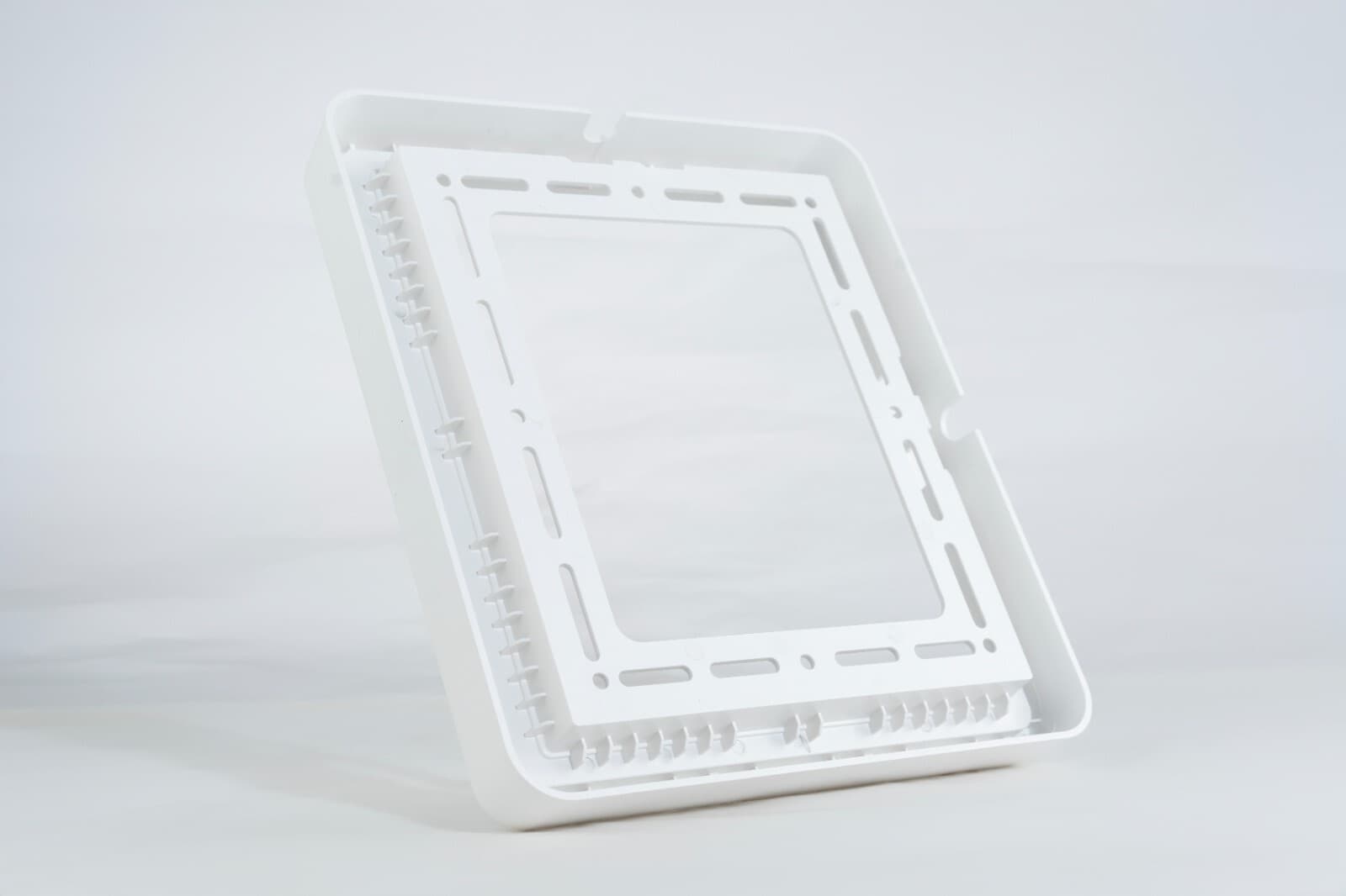 StrandedElectrons Fullly Enclosed Rugged Starlink Mini Flat Mount Against Hail 4