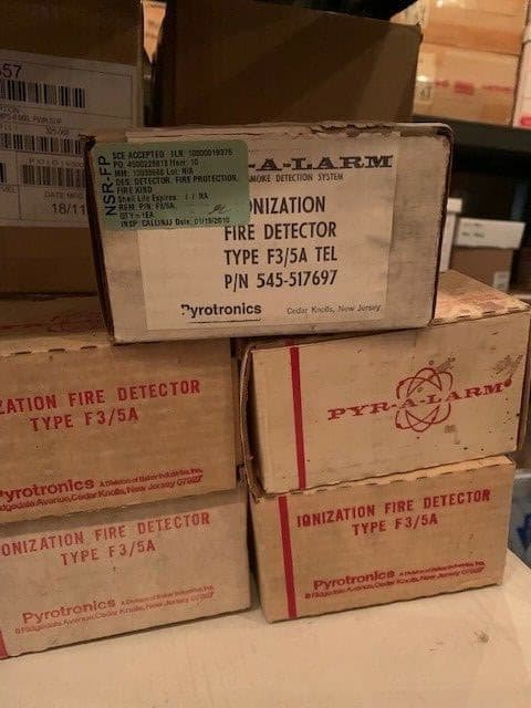 NEW NEW PYROTRONICS Ionization Fire Detector Type F3/5A TEL P/N 545-517697 