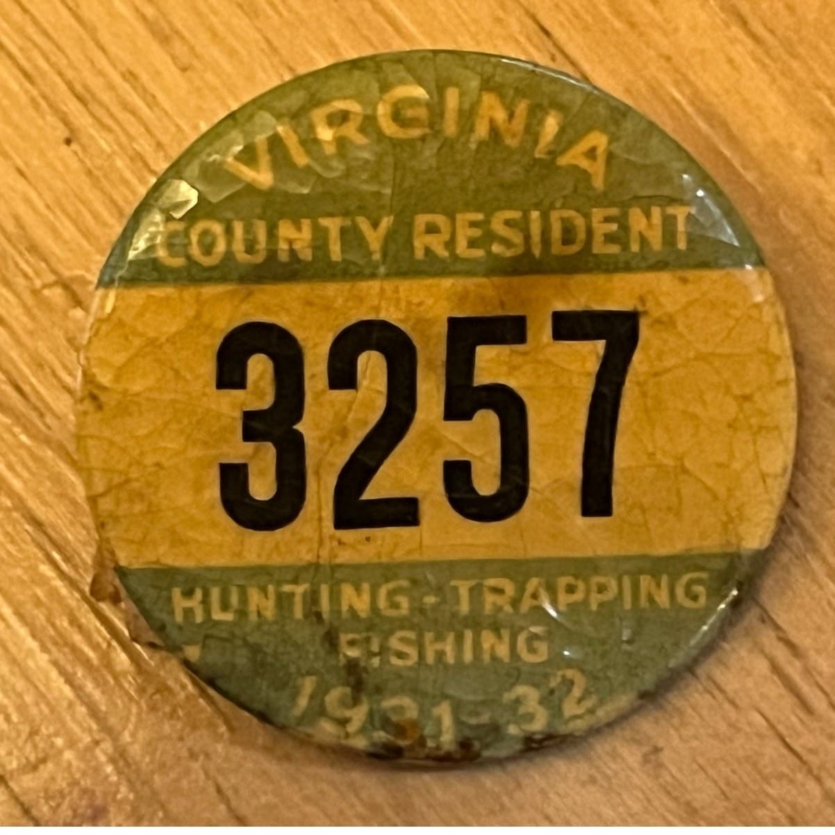 Vintage Virginia Hunting Trapping Fishing License Button Pin Back 1931-32w/paper